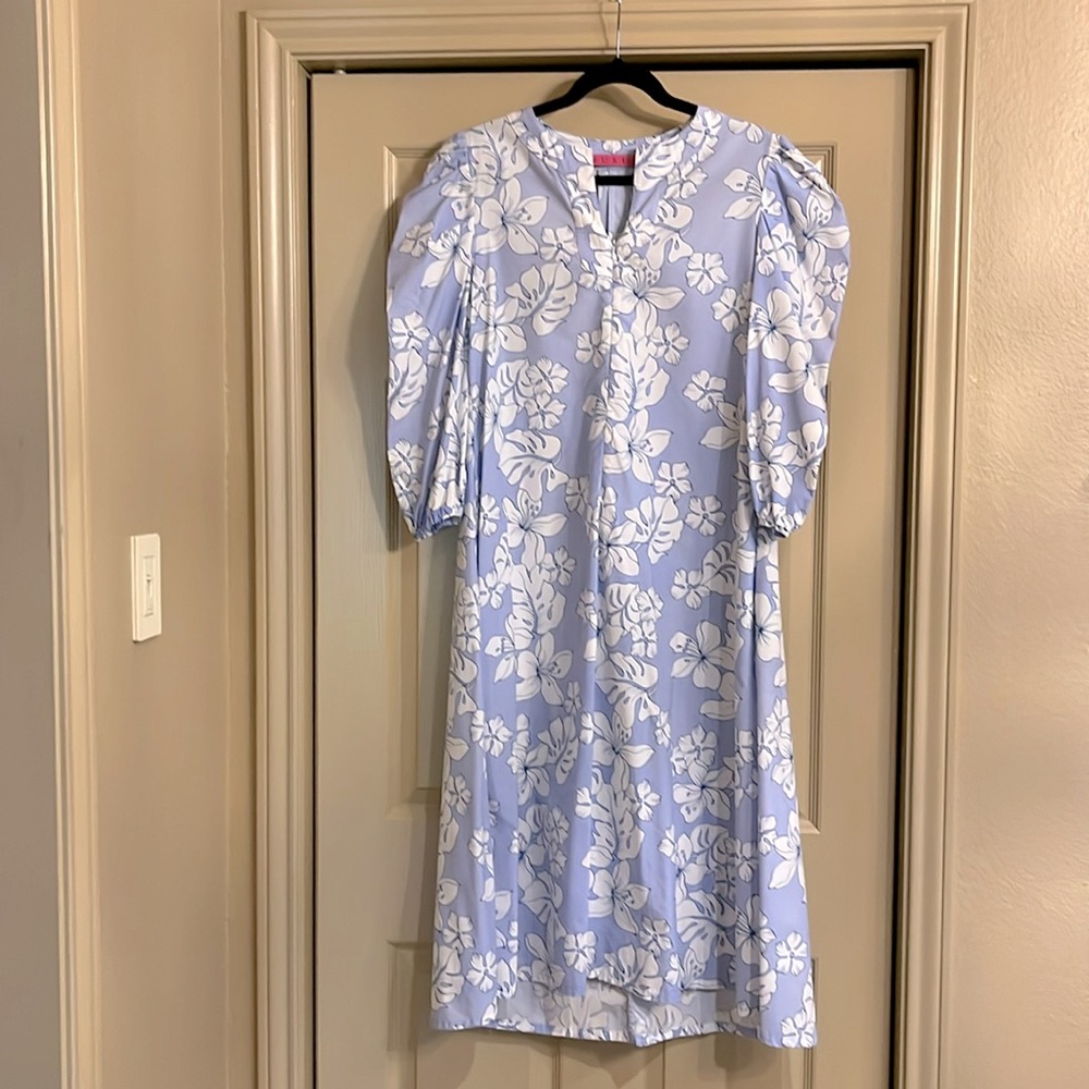 Buru midi with pockets can be worn loose and comfy/belt for a more fitted look.